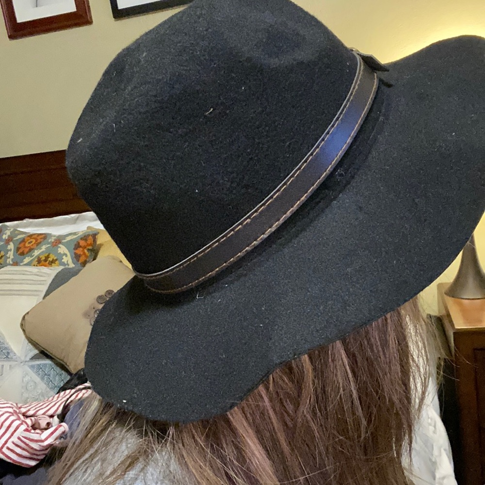 Hat - Picture 7 of 7